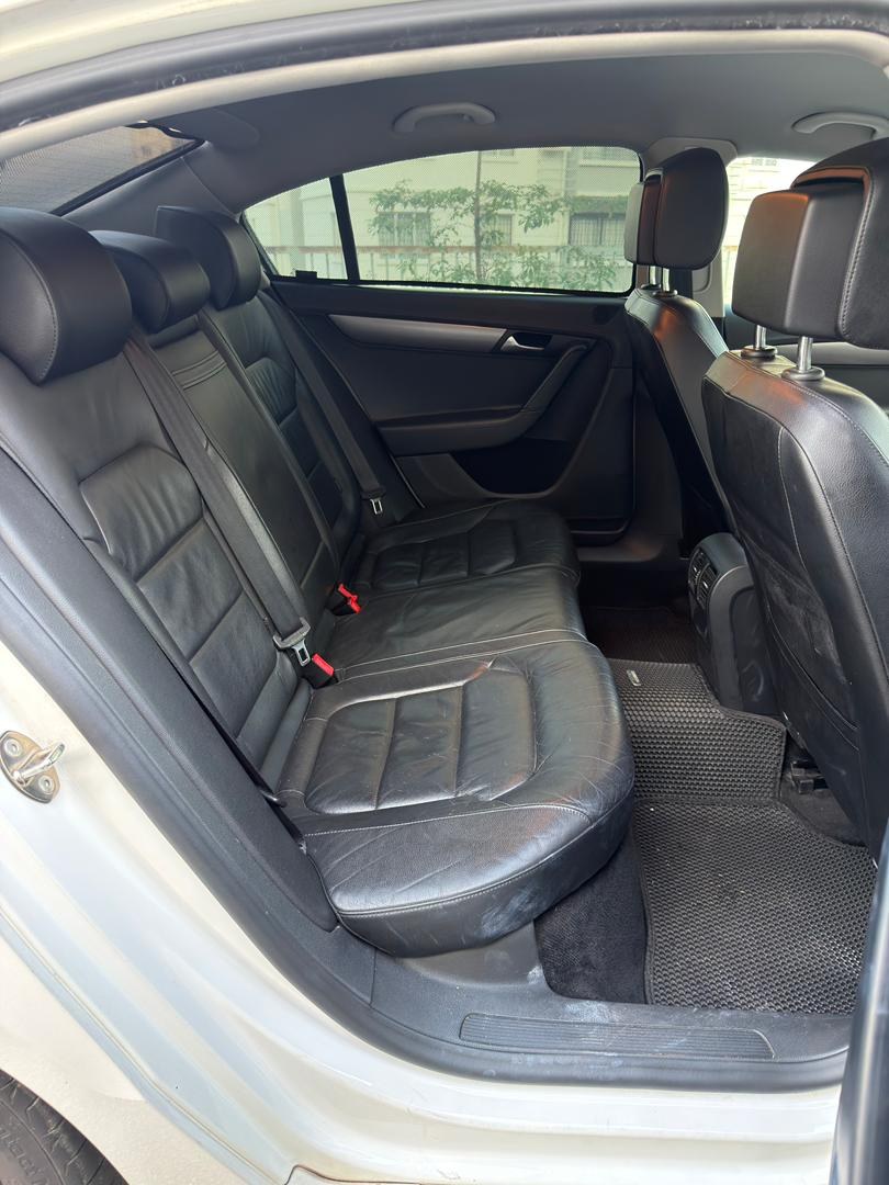 2013 Volkswagen Passat 1.8 TSI photo 7