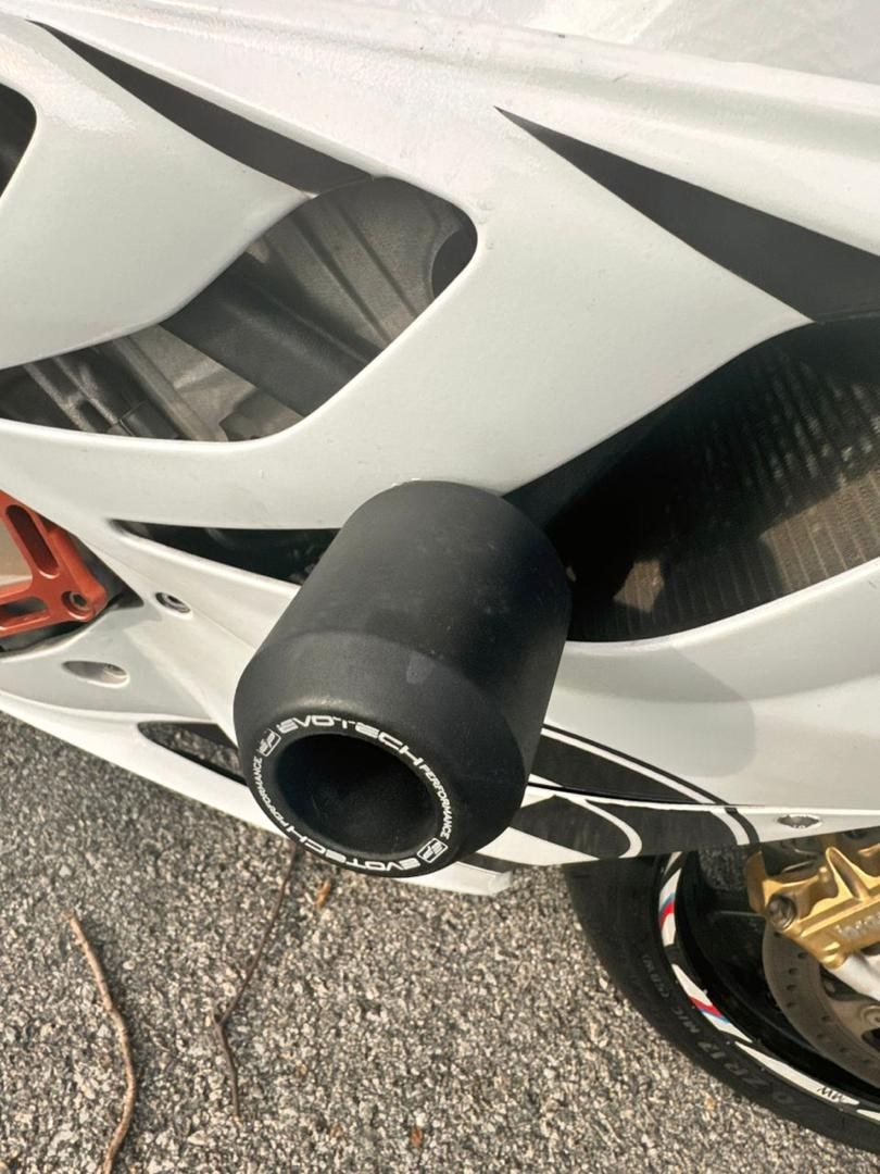 BMW S1000RR photo 12