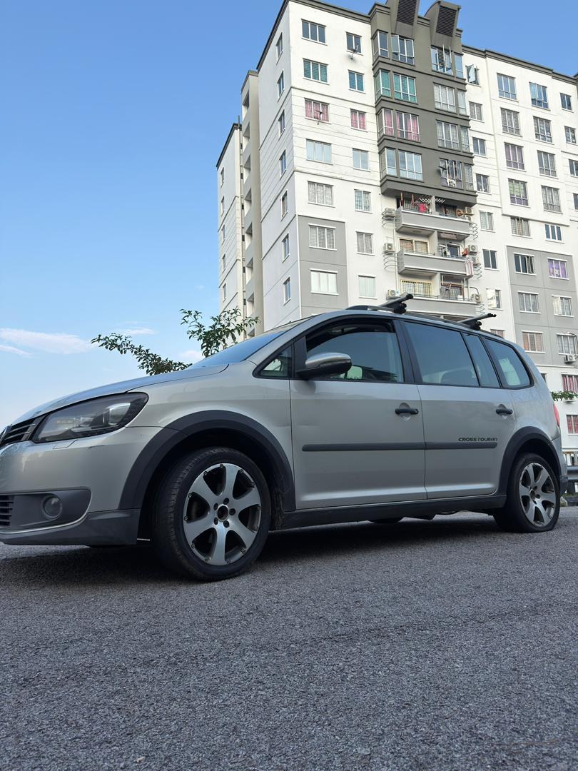 Volkswagen Cross Touran 1.4 TSI photo 4