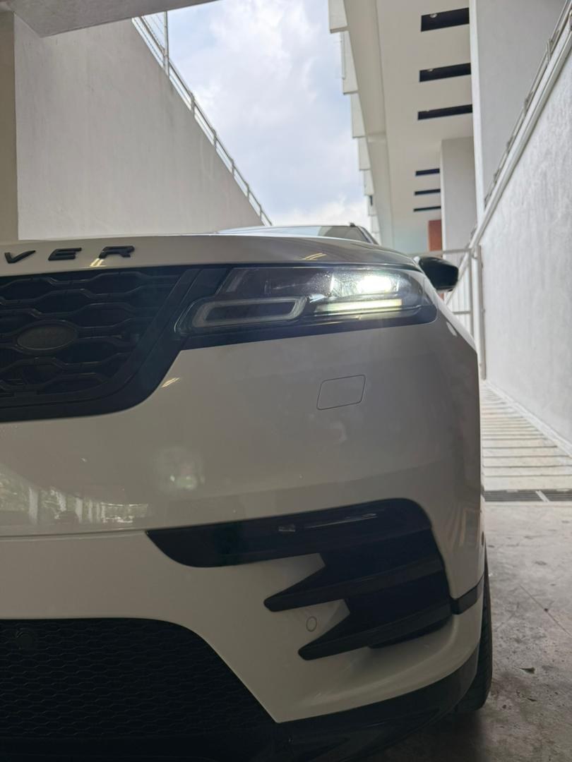 2017 Range Rover Velar D300 photo 5